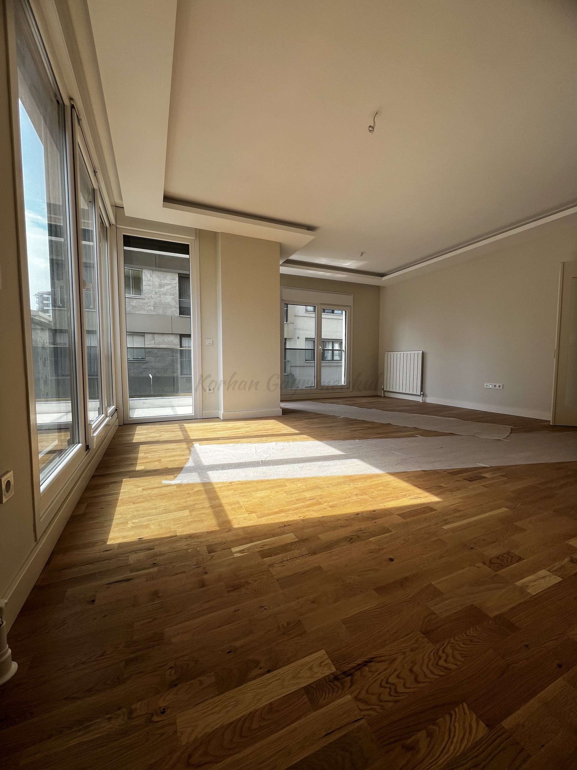 CADDEBOSTAN BAĞDAT CADDESİNE ÇOK YAKIN 115M2 NET 3+1 SIFIR