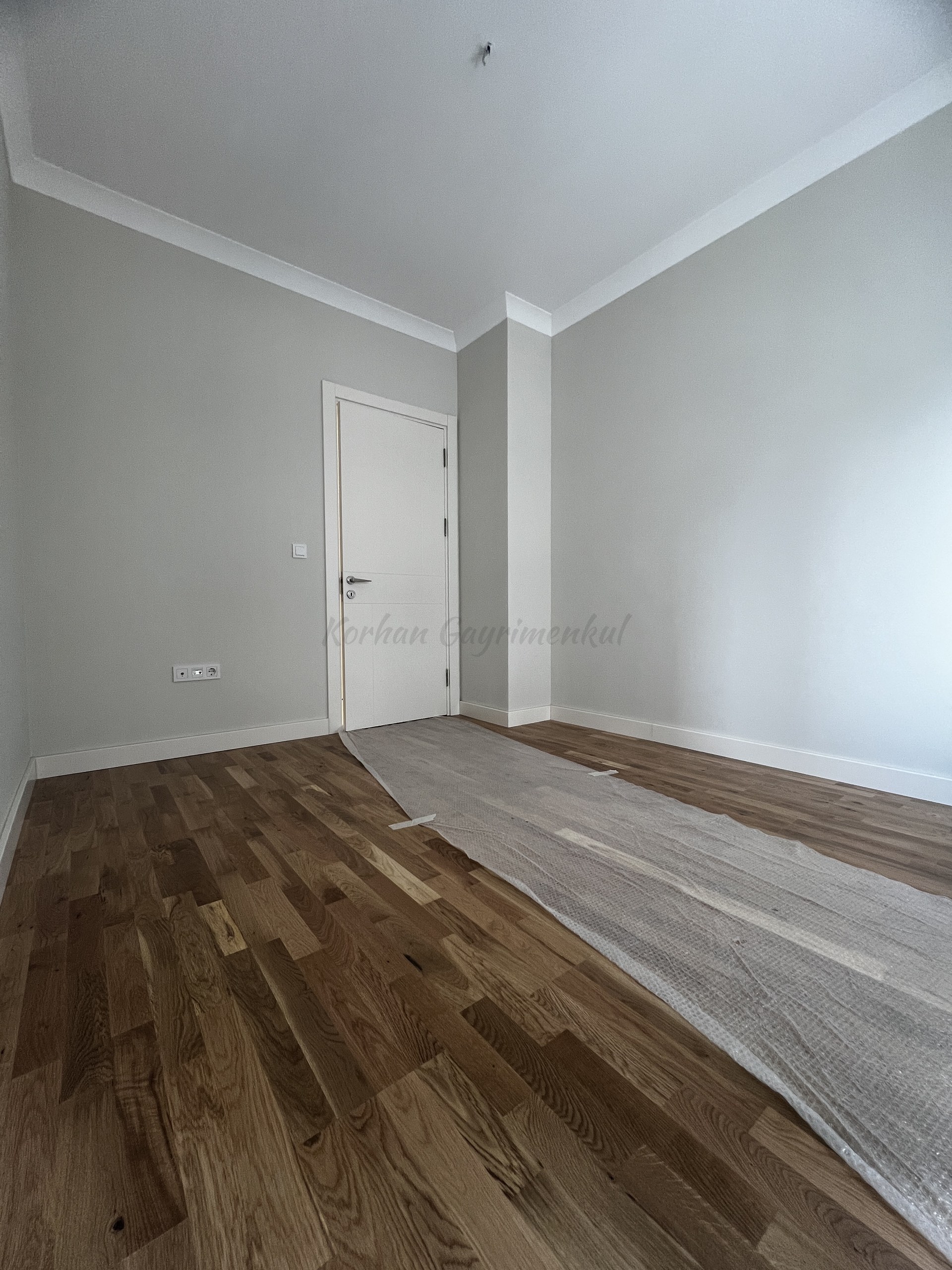 CADDEBOSTAN BAĞDAT CADDESİNE ÇOK YAKIN 115M2 NET 3+1 SIFIR