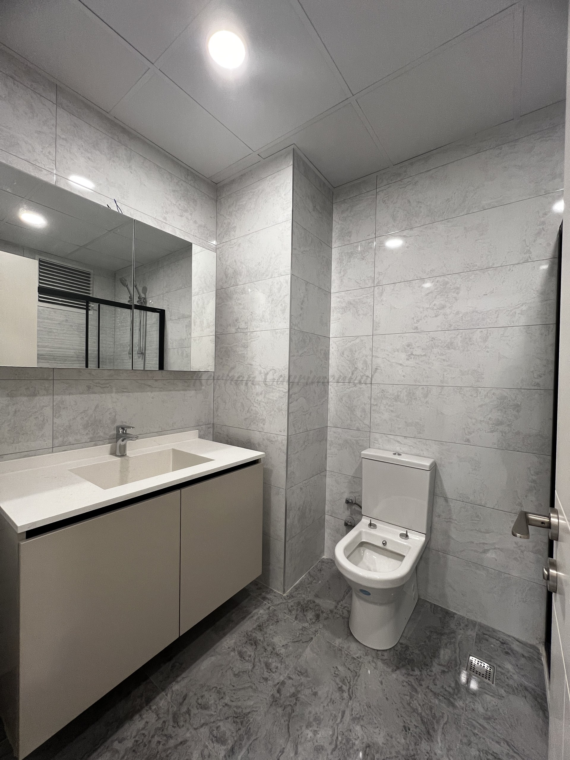 CADDEBOSTAN BAĞDAT CADDESİNE ÇOK YAKIN 115M2 NET 3+1 SIFIR