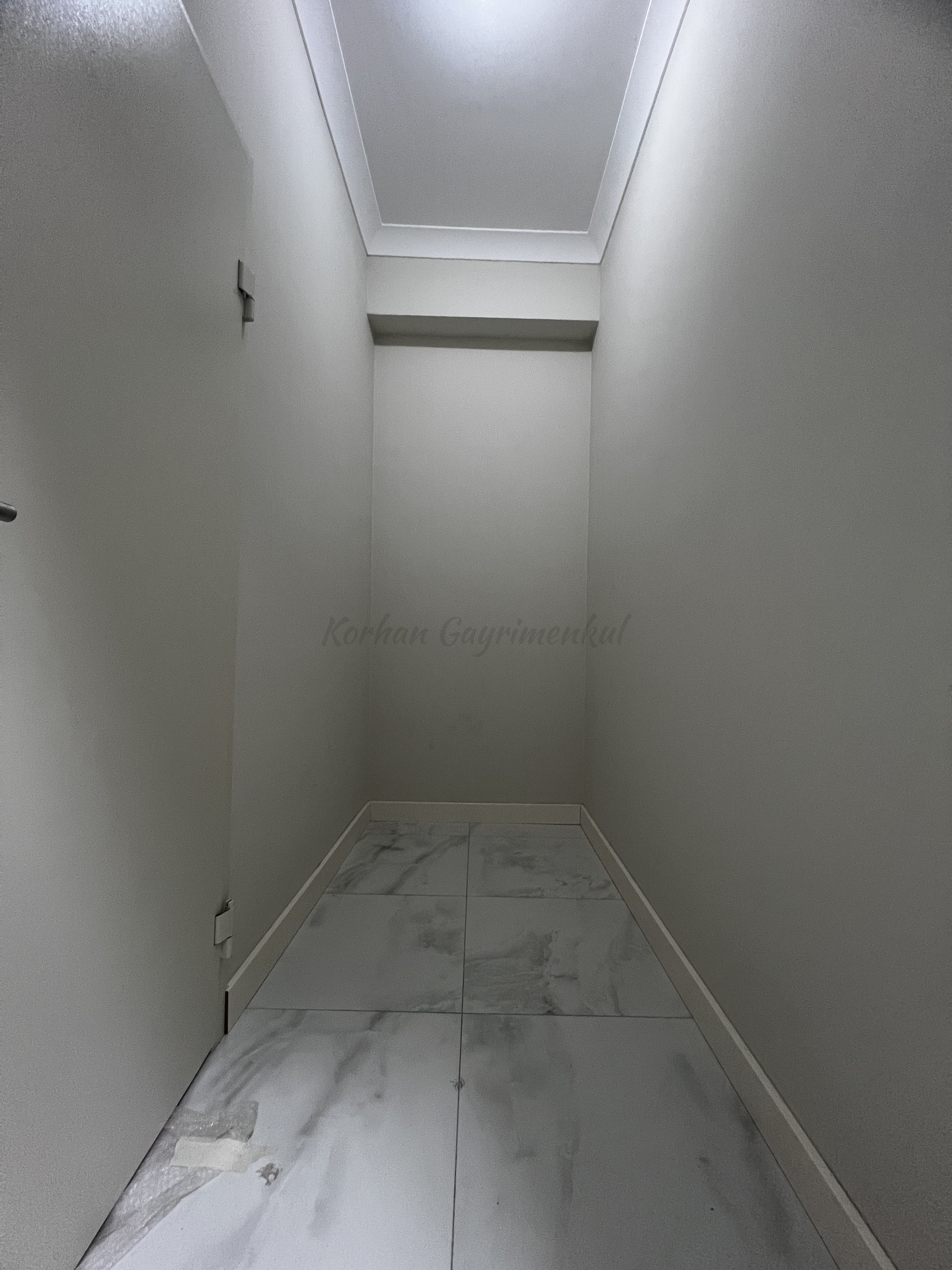 CADDEBOSTAN BAĞDAT CADDESİNE ÇOK YAKIN 115M2 NET 3+1 SIFIR