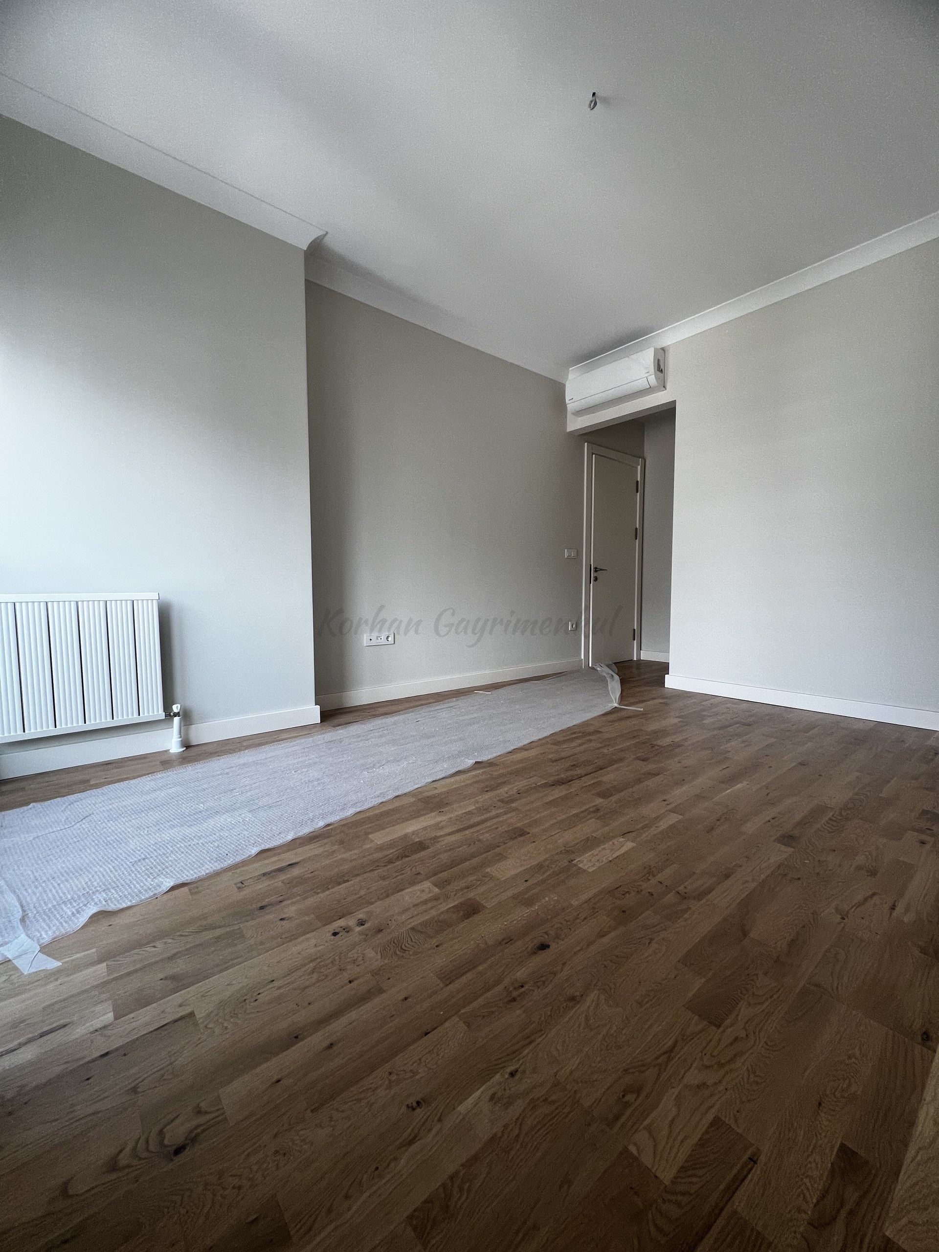 CADDEBOSTAN BAĞDAT CADDESİNE ÇOK YAKIN 115M2 NET 3+1 SIFIR
