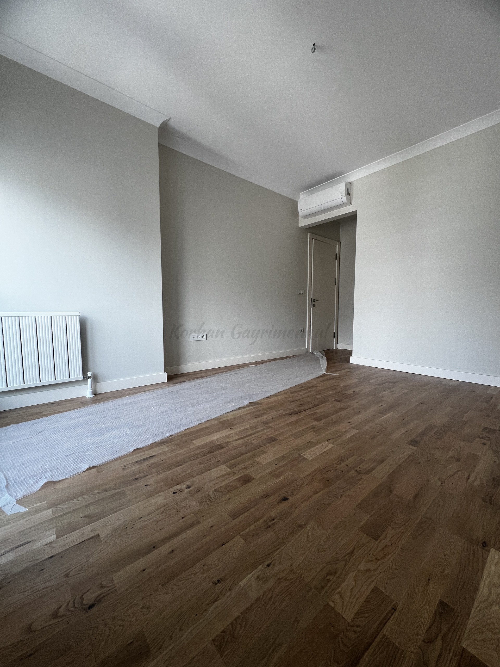 CADDEBOSTAN BAĞDAT CADDESİNE ÇOK YAKIN 115M2 NET 3+1 SIFIR