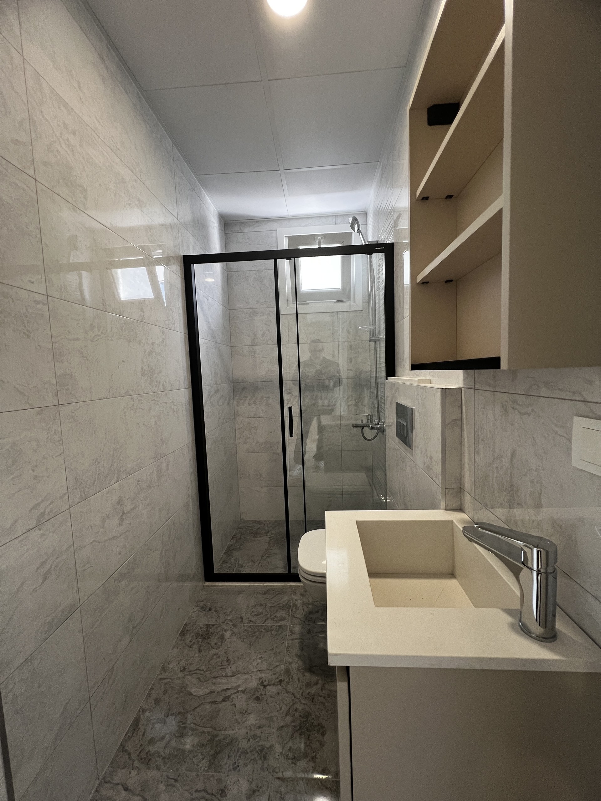 CADDEBOSTAN BAĞDAT CADDESİNE ÇOK YAKIN 115M2 NET 3+1 SIFIR