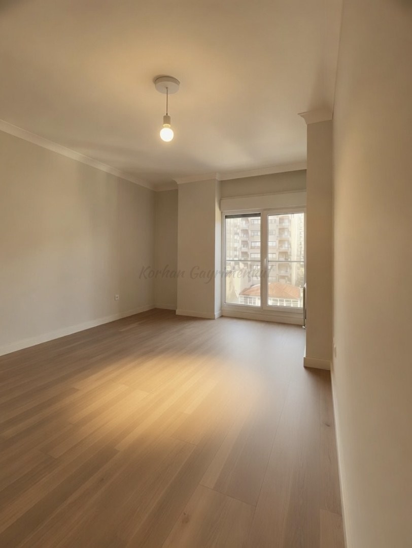 CADDEBOSTAN BAĞDAT CADDESİNE ÇOK YAKIN 115M2 NET 3+1 SIFIR