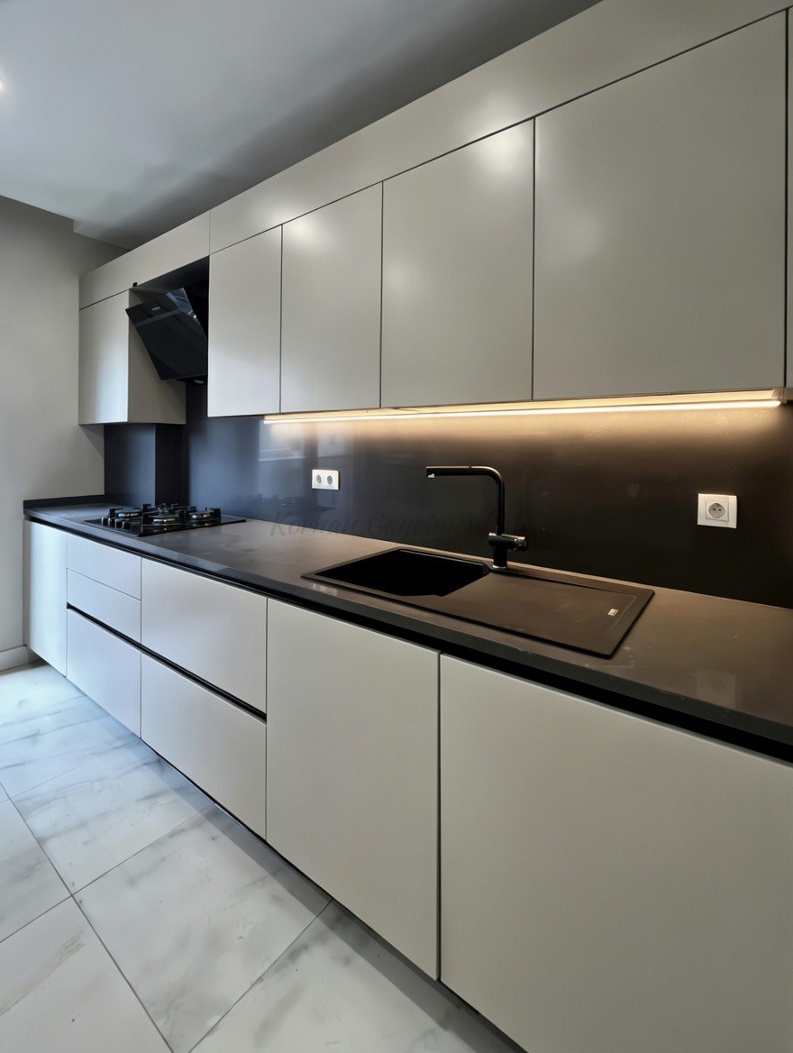 CADDEBOSTAN BAĞDAT CADDESİNE ÇOK YAKIN 115M2 NET 3+1 SIFIR