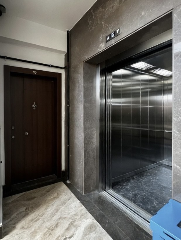 CADDEBOSTAN BAĞDAT CADDESİNE ÇOK YAKIN 115M2 NET 3+1 SIFIR