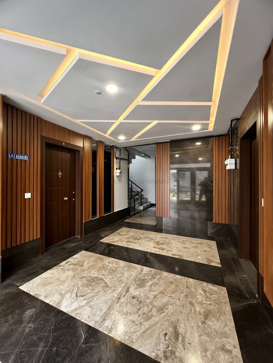 CADDEBOSTAN BAĞDAT CADDESİNE ÇOK YAKIN 115M2 NET 3+1 SIFIR