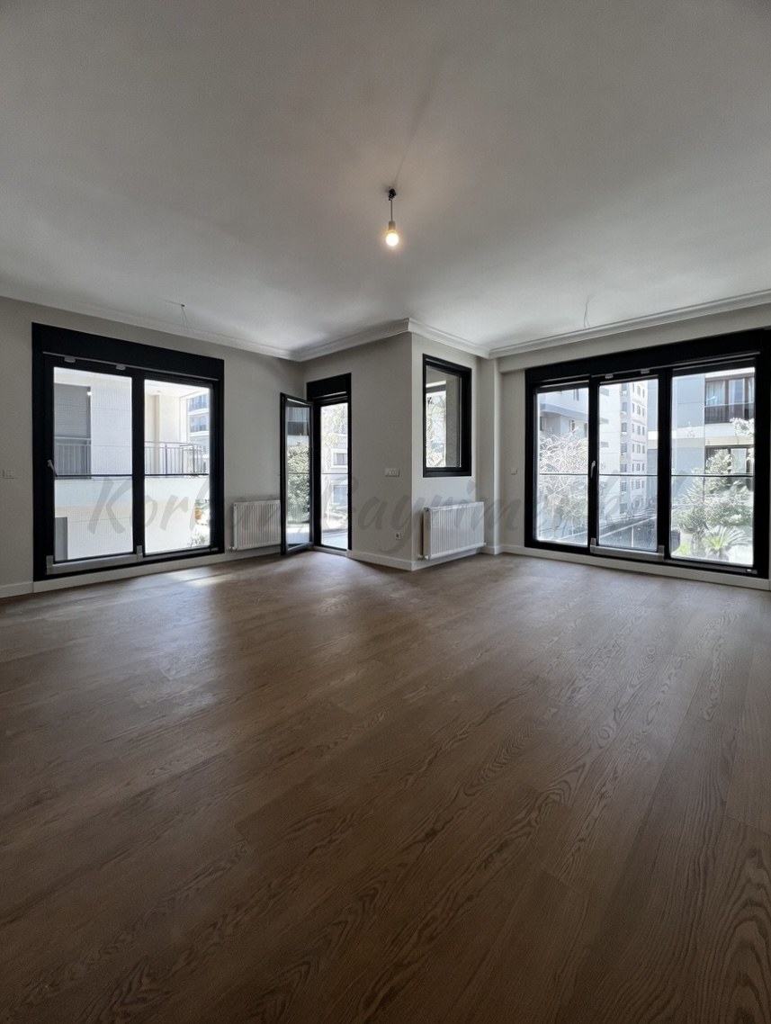 CADDEBOSTAN BAĞDAT CADDESİNE YÜRÜME MESAFESİNDE 105 M2 NET 3+1 SIFIR
