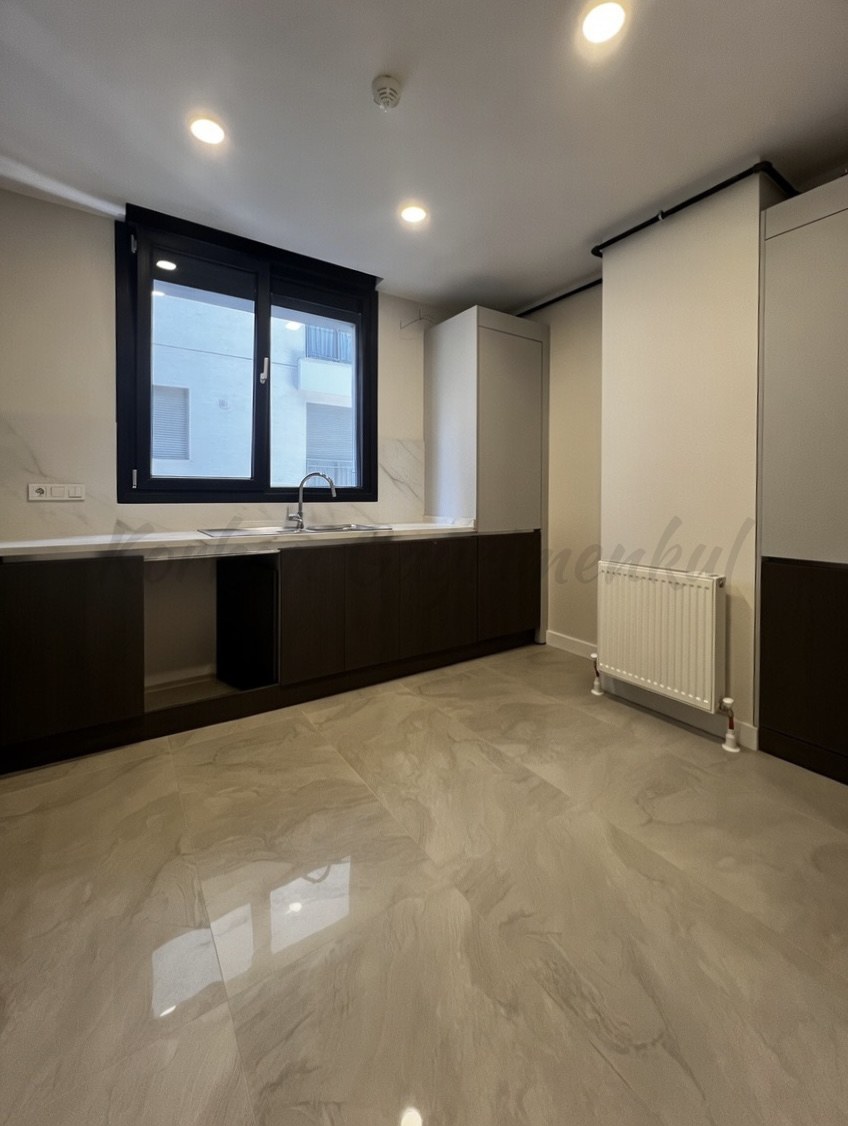 CADDEBOSTAN BAĞDAT CADDESİNE YÜRÜME MESAFESİNDE 105 M2 NET 3+1 SIFIR