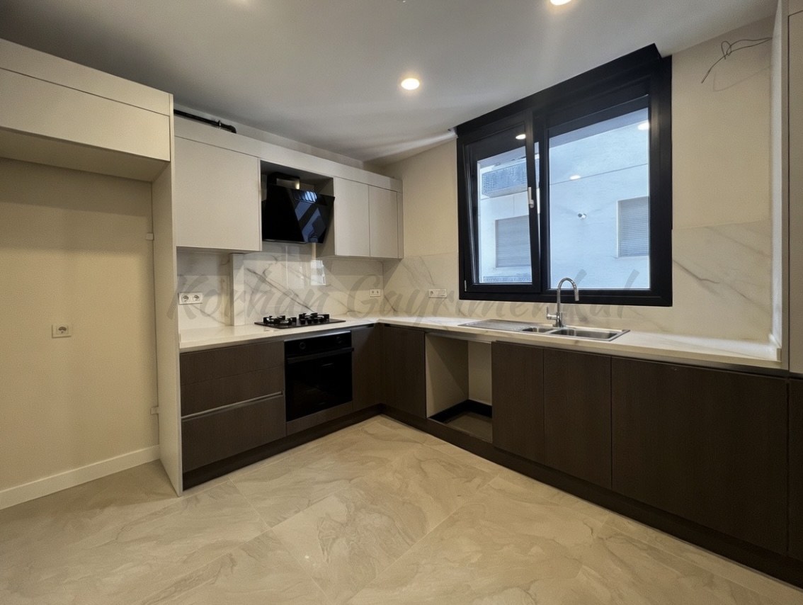 CADDEBOSTAN BAĞDAT CADDESİNE YÜRÜME MESAFESİNDE 105 M2 NET 3+1 SIFIR