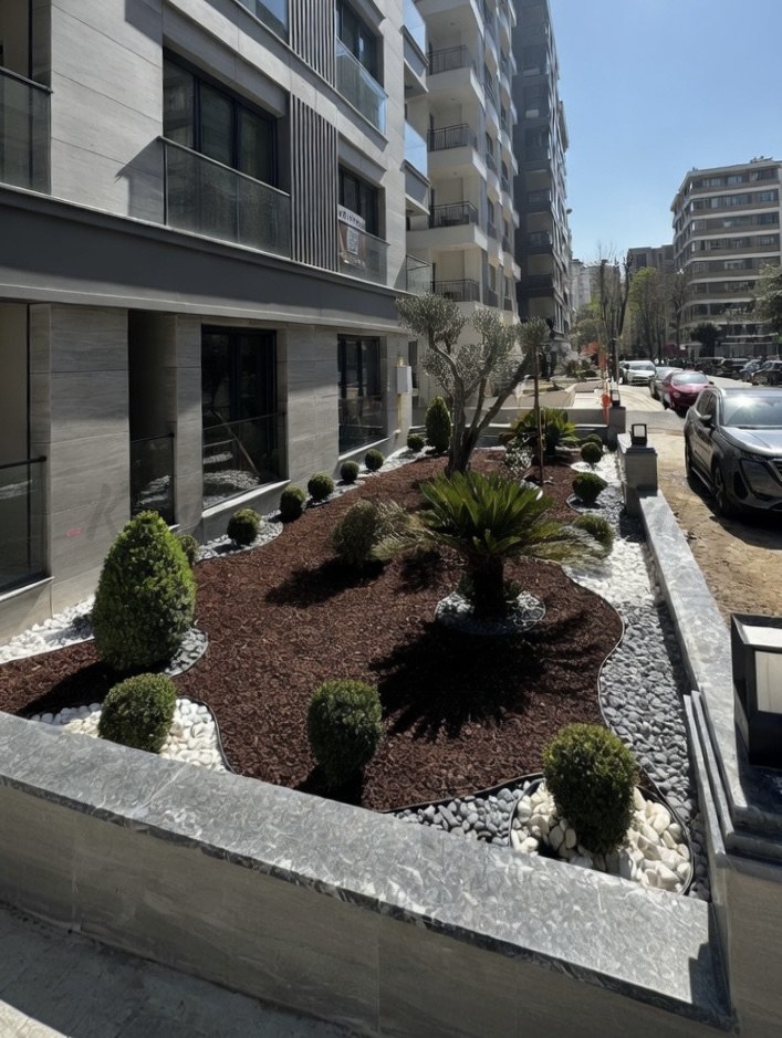 CADDEBOSTAN BAĞDAT CADDESİNE YÜRÜME MESAFESİNDE 105 M2 NET 3+1 SIFIR