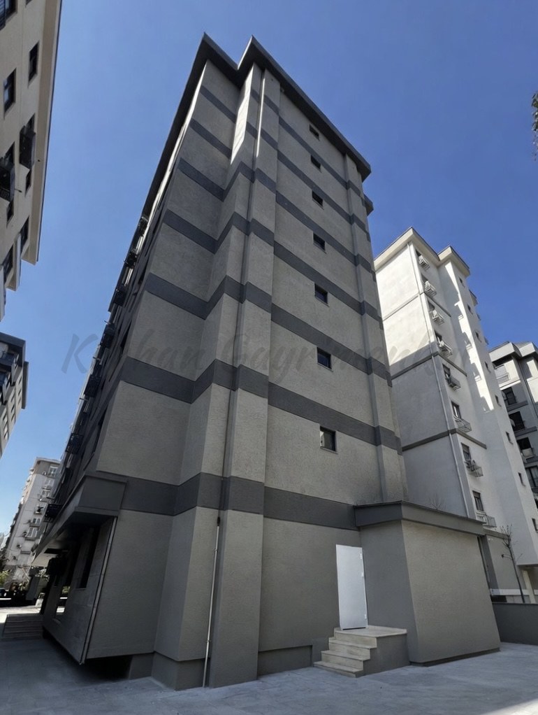 CADDEBOSTAN BAĞDAT CADDESİNE YÜRÜME MESAFESİNDE 105 M2 NET 3+1 SIFIR