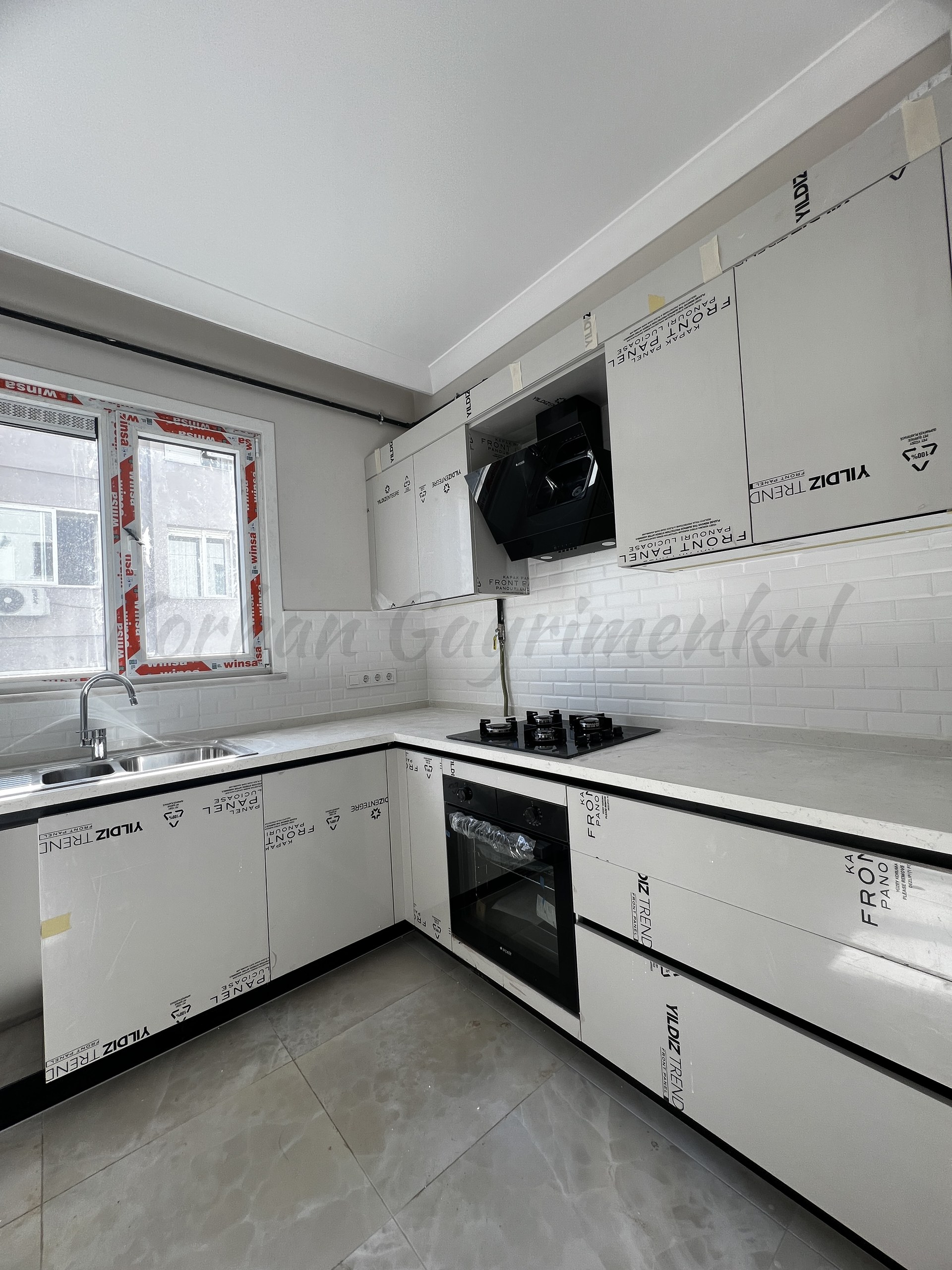 GÖZTEPE'NİN EN GÜVENİLİR SOKAĞINDA 80M2 NET 3+1 SIFIR"