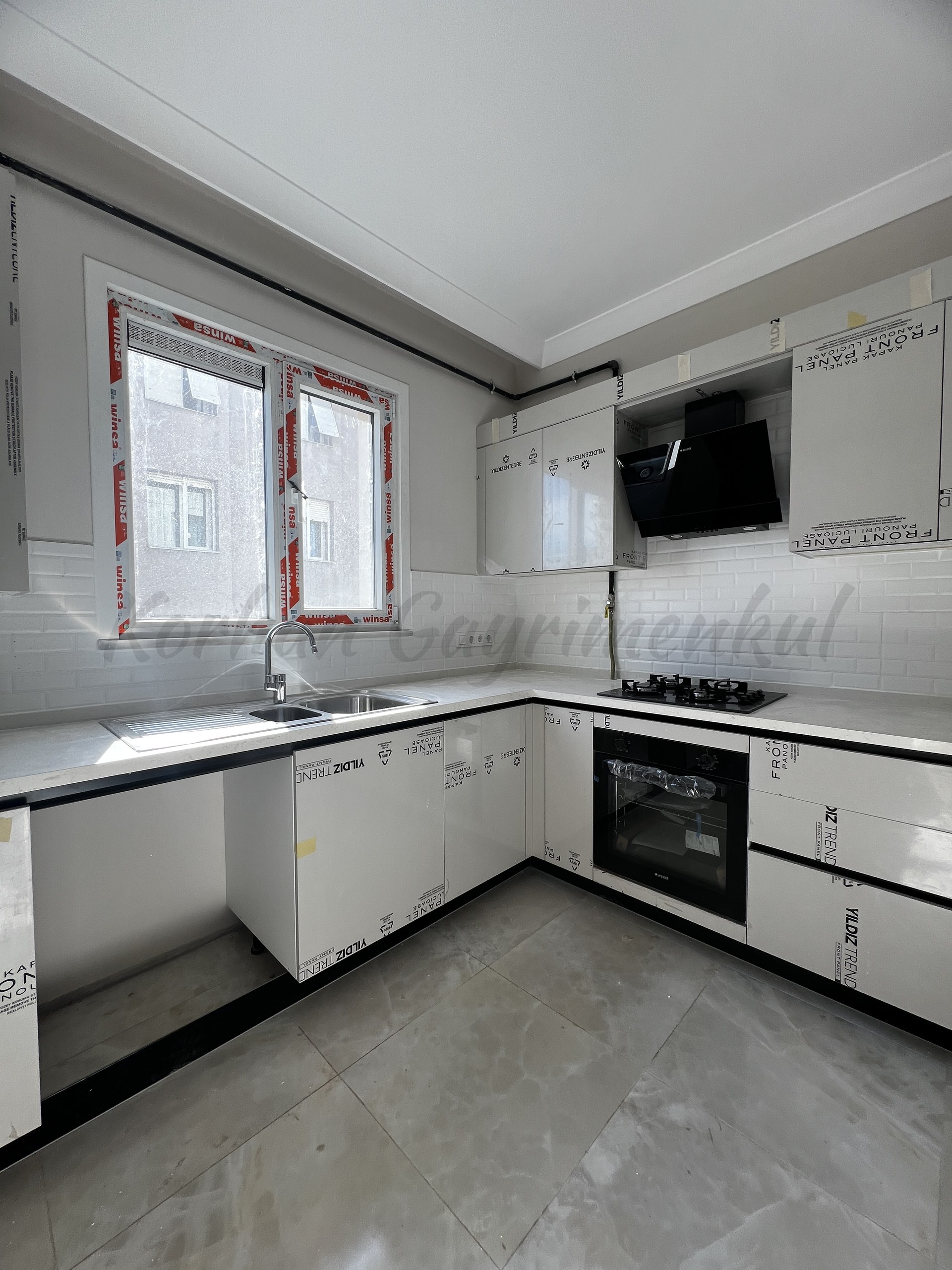 GÖZTEPE'NİN EN GÜVENİLİR SOKAĞINDA 80M2 NET 3+1 SIFIR"