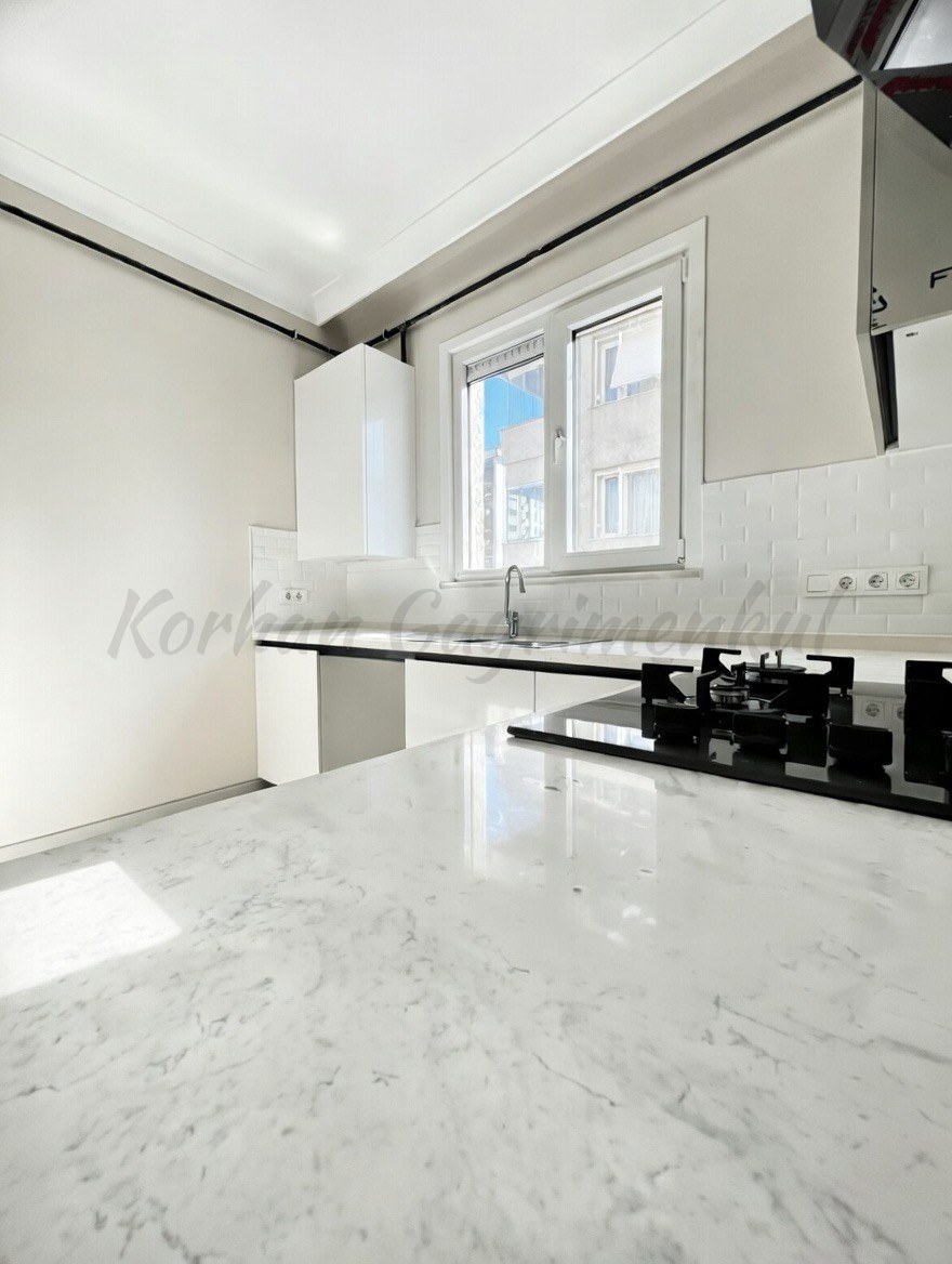 GÖZTEPE'NİN EN GÜVENİLİR SOKAĞINDA 80M2 NET 3+1 SIFIR"
