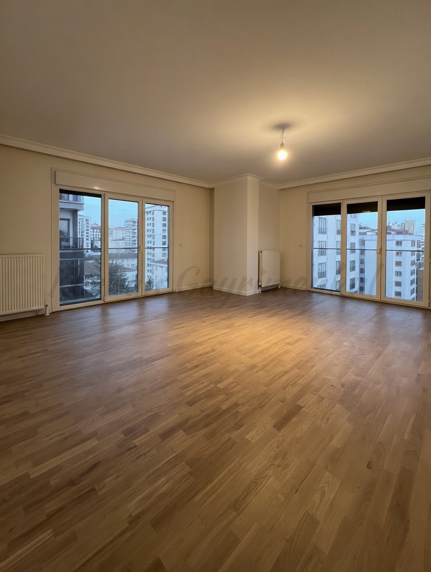 GÖZTEPE İSTANYON CADDESİNE 2. BİNADA 99M2 NET 3+1 SIFIR
