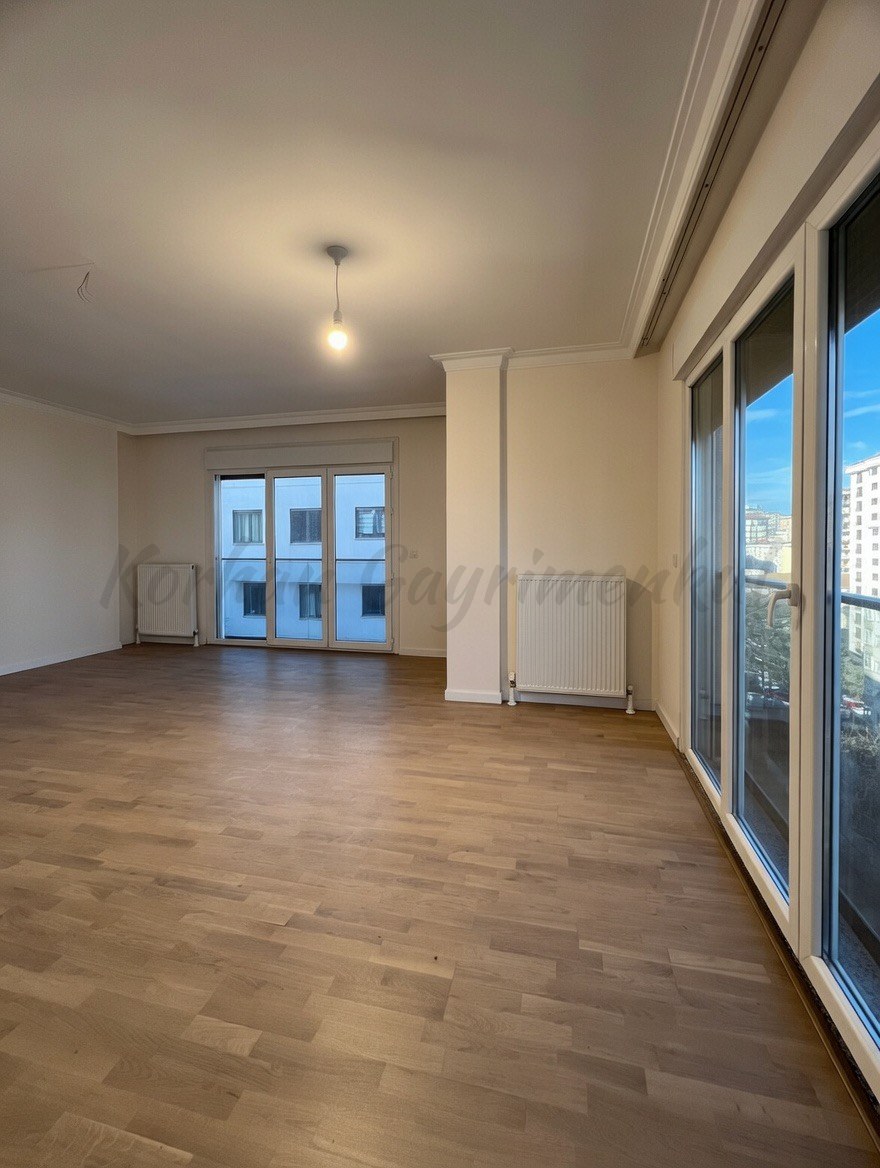 GÖZTEPE İSTANYON CADDESİNE 2. BİNADA 99M2 NET 3+1 SIFIR