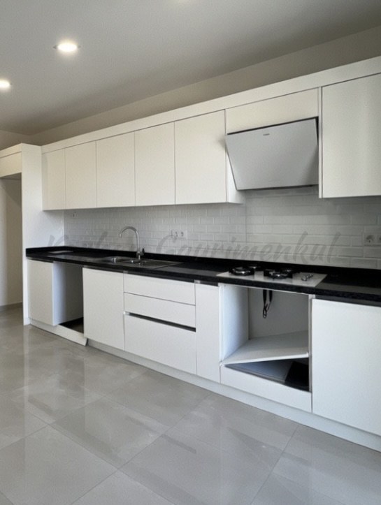 GÖZTEPE İSTANYON CADDESİNE 2. BİNADA 99M2 NET 3+1 SIFIR