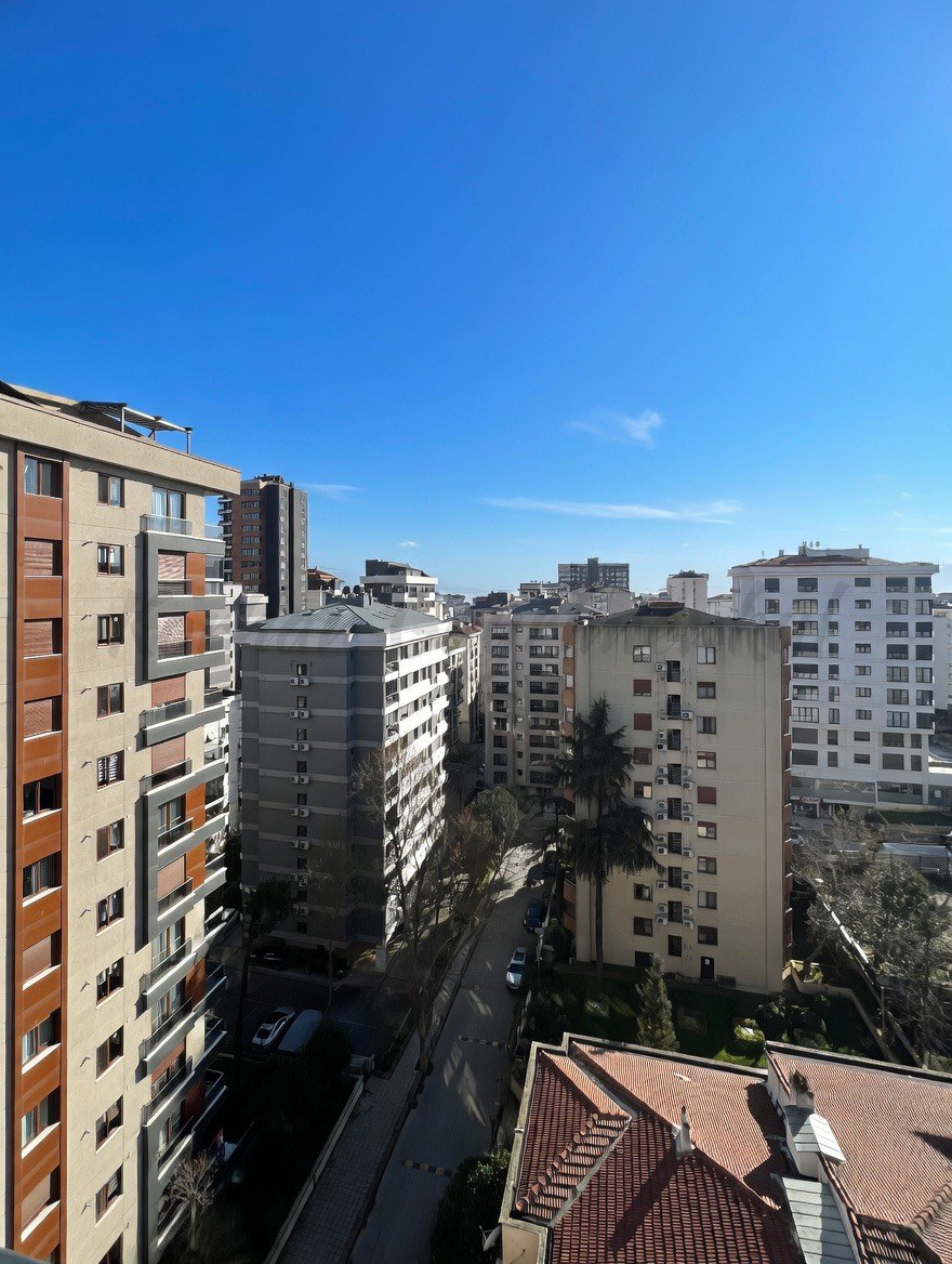 GÖZTEPE İSTANYON CADDESİNE 2. BİNADA 99M2 NET 3+1 SIFIR