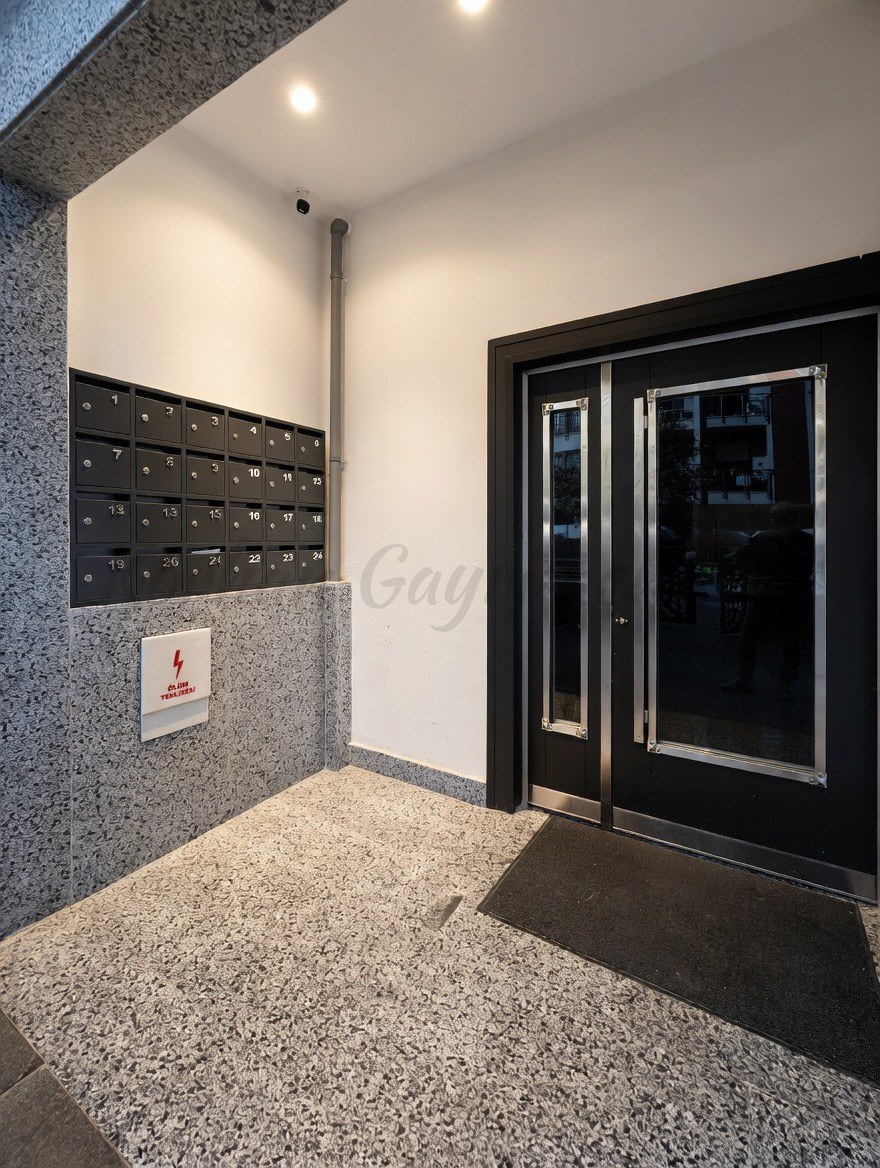 GÖZTEPE İSTANYON CADDESİNE 2. BİNADA 99M2 NET 3+1 SIFIR