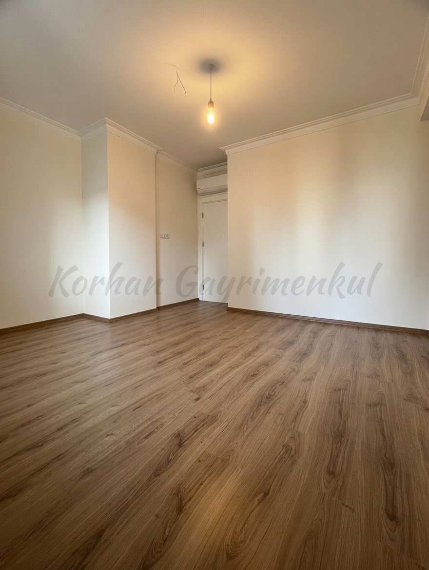 GÖZTEPE İSTANYON CADDESİNE 2. BİNADA 99M2 NET 3+1 SIFIR