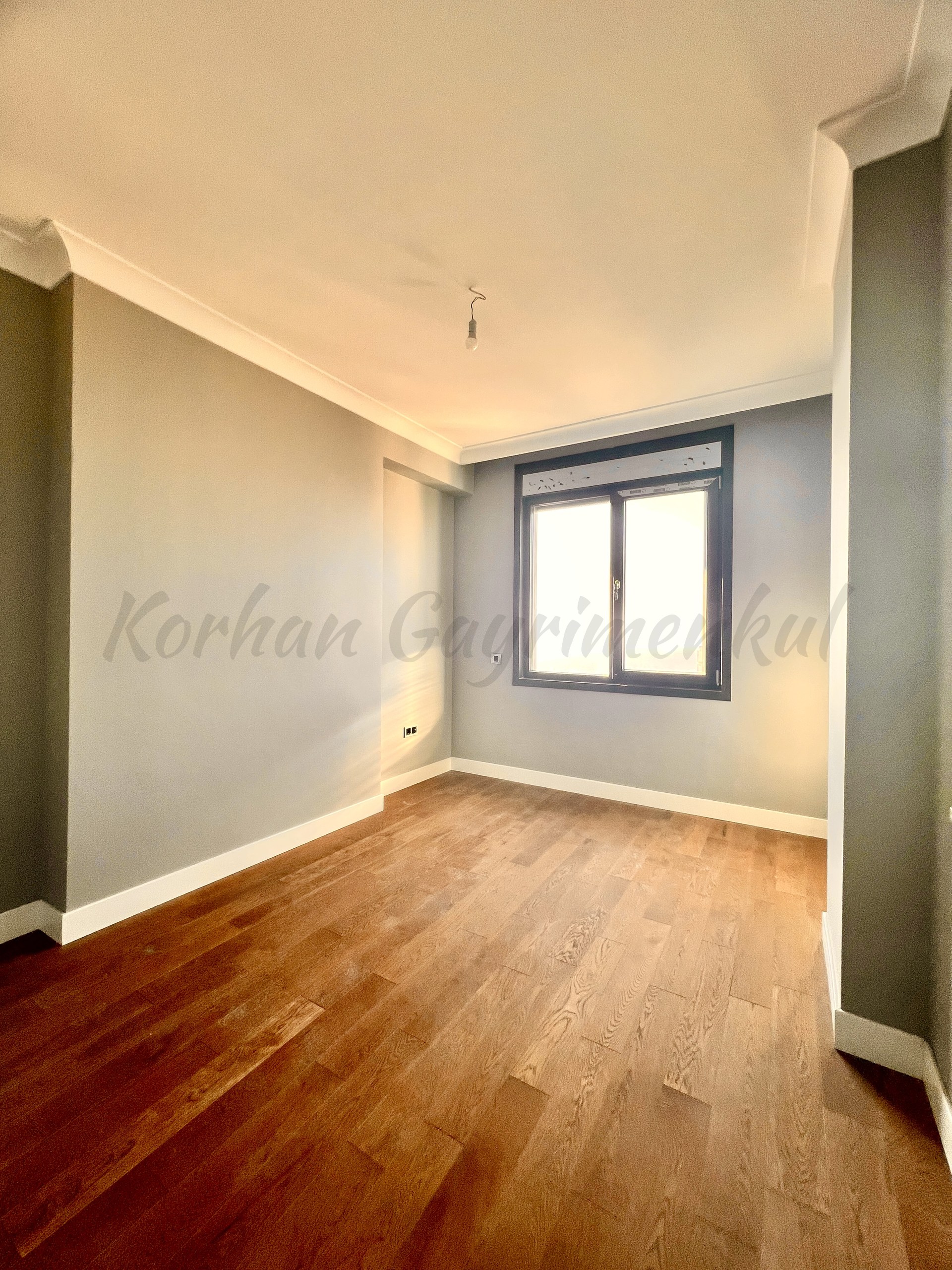 CADDEBOSTAN SAHİLDE DENZ MANZARALI 365m2 5+1 ÇİFT TERASLI DUBLEX