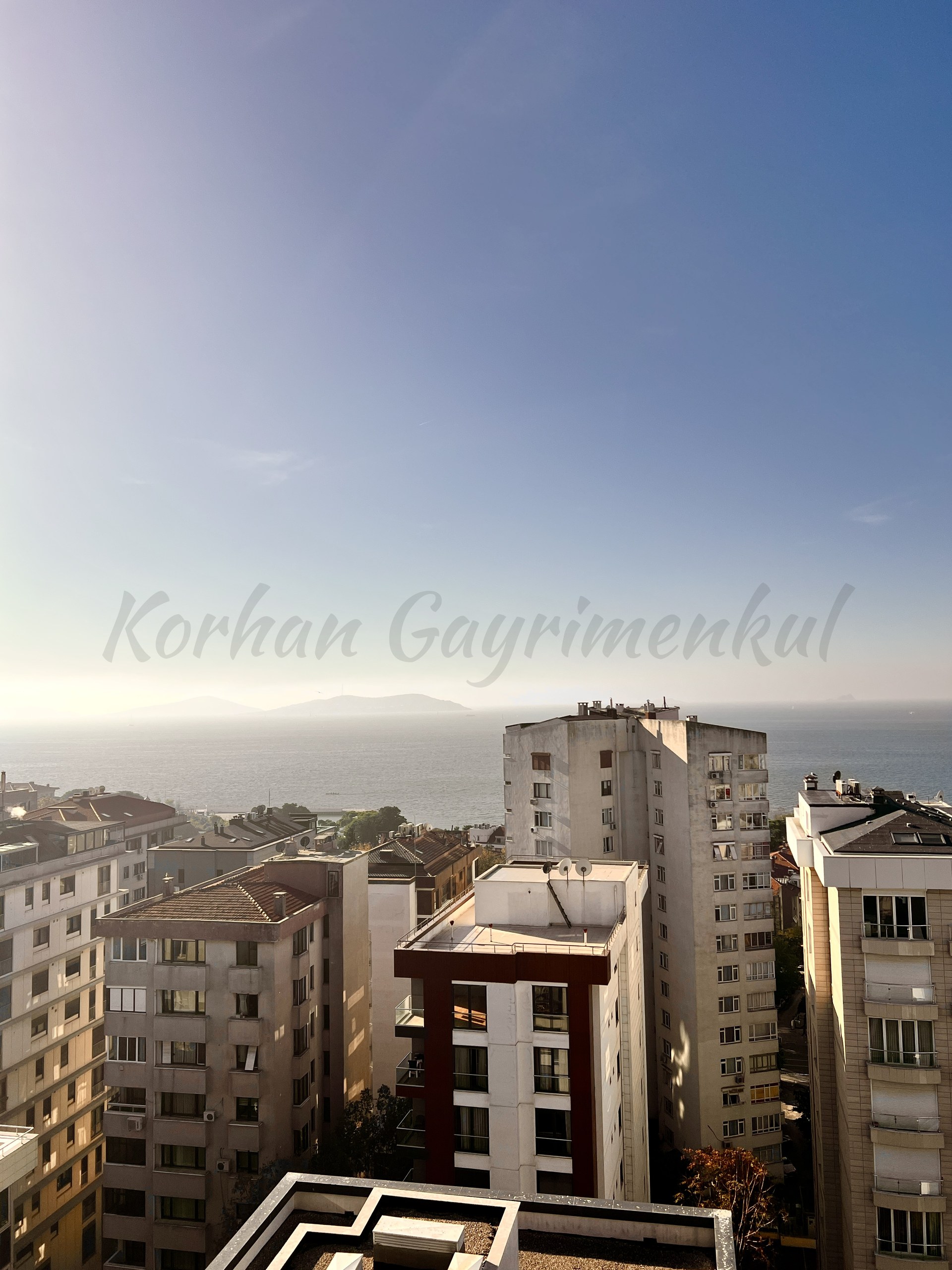 CADDEBOSTAN SAHİLDE DENZ MANZARALI 365m2 5+1 ÇİFT TERASLI DUBLEX