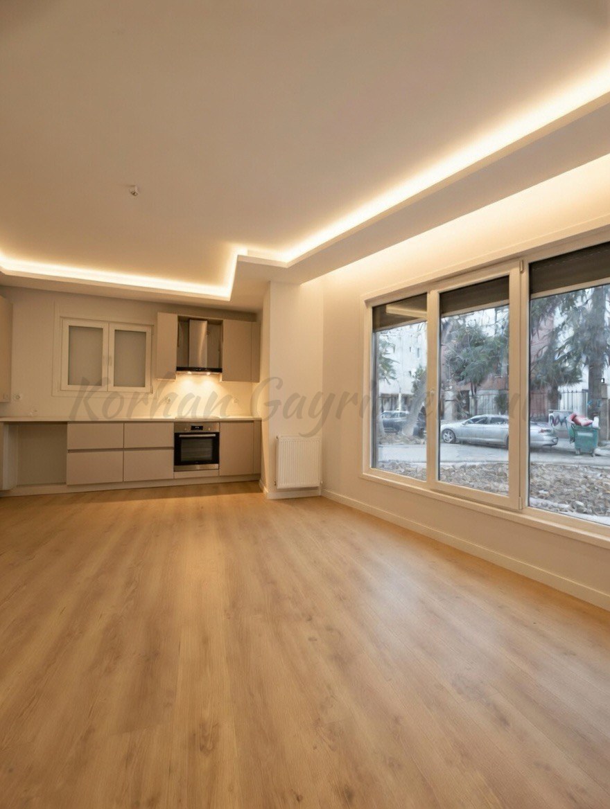 CADDEBOSTAN SAHİLDE PARKA YAKIN GİRİŞ KAT 42M2 NET 1+1 SIFIR