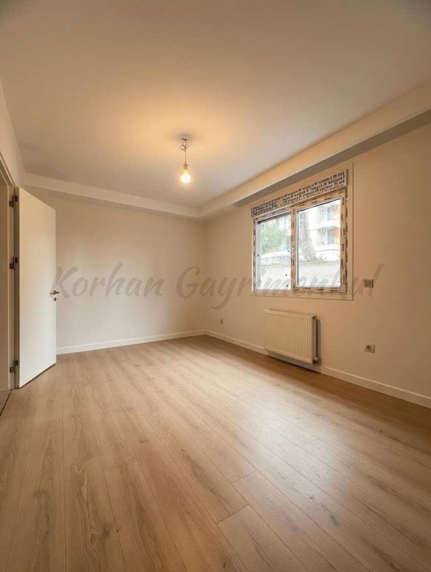 CADDEBOSTAN SAHİLDE PARKA YAKIN GİRİŞ KAT 42M2 NET 1+1 SIFIR