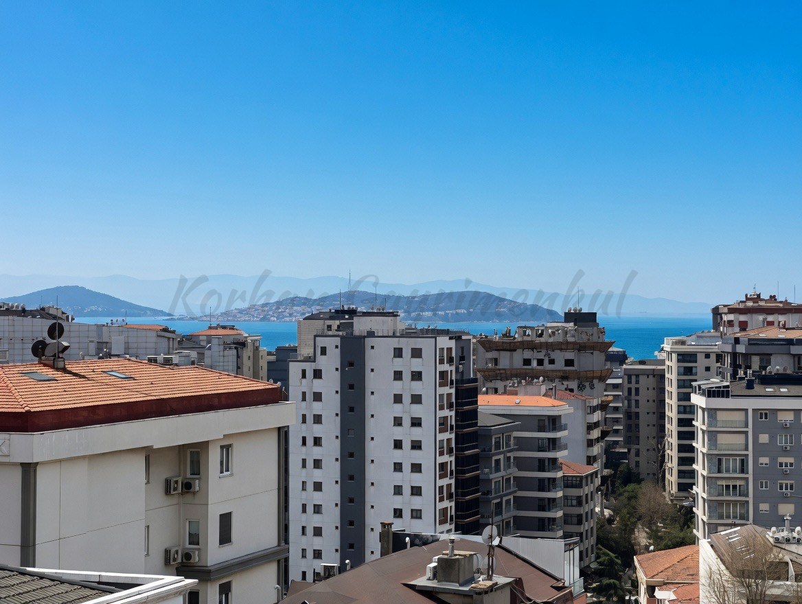 CADDEBOSTAN BAĞDATA ÇOK YAKIN DENİZ MANZARALI 87M2 2+1 BALKONLU SIFIR