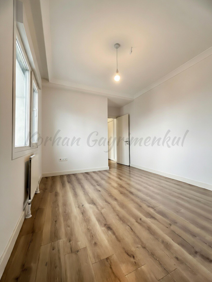 CADDEBOSTAN BAĞDATA ÇOK YAKIN DENİZ MANZARALI 87M2 2+1 BALKONLU SIFIR