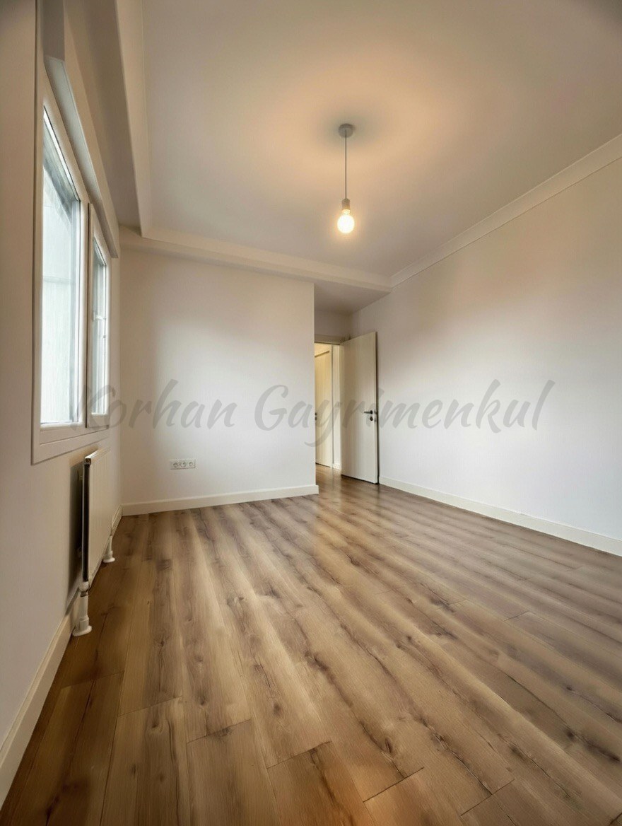 CADDEBOSTAN BAĞDATA ÇOK YAKIN DENİZ MANZARALI 87M2 2+1 BALKONLU SIFIR