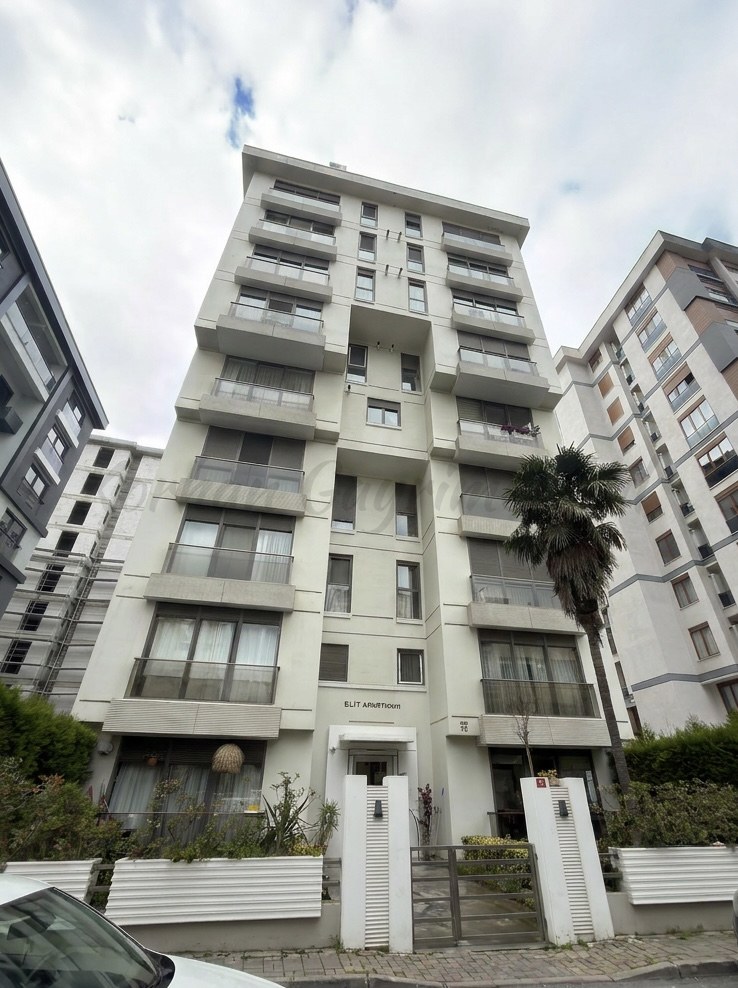 ERENKÖY TREN-BAĞDAT ARASI ETHEMEFENDİYE YAKIN 80M2 2+1 BAHÇE KATI