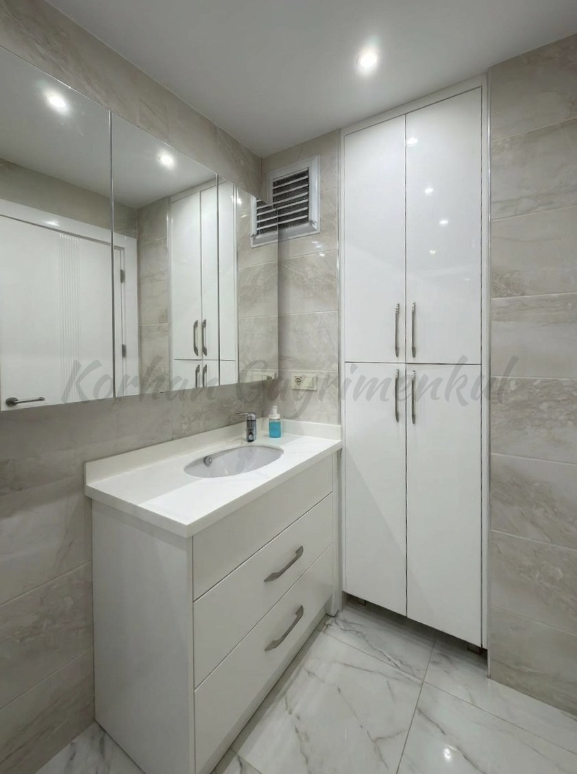 ERENKÖY TREN-BAĞDAT ARASI ETHEMEFENDİYE YAKIN 80M2 2+1 BAHÇE KATI