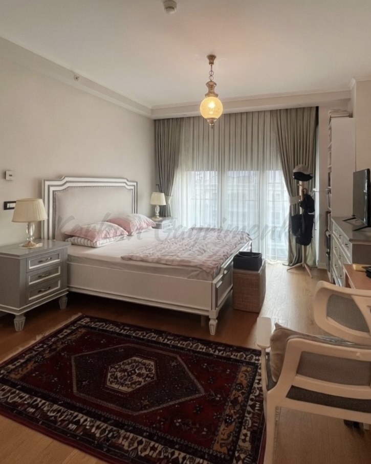 CADDEBOSTAN BAĞDAT CADDESİNDE 172m2 BRÜT 145m2 NET 4+1 A PLUS KALİTEDE REZİDANS