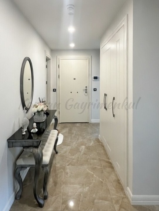 CADDEBOSTAN BAĞDAT CADDESİNDE 172m2 BRÜT 145m2 NET 4+1 A PLUS KALİTEDE REZİDANS