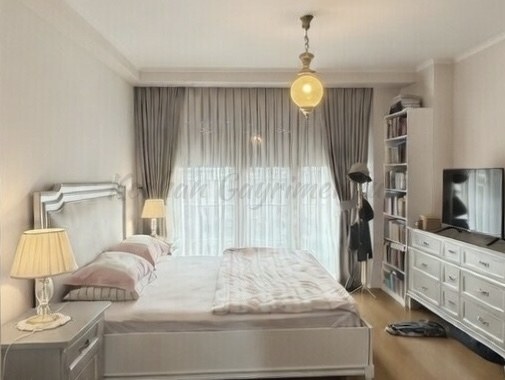 CADDEBOSTAN BAĞDAT CADDESİNDE 172m2 BRÜT 145m2 NET 4+1 A PLUS KALİTEDE REZİDANS