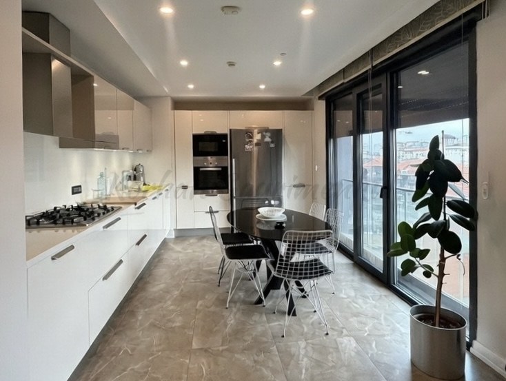CADDEBOSTAN BAĞDAT CADDESİNDE 172m2 BRÜT 145m2 NET 4+1 A PLUS KALİTEDE REZİDANS