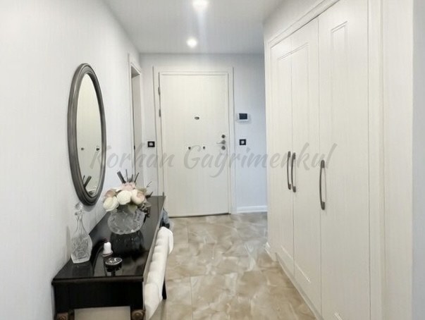 CADDEBOSTAN BAĞDAT CADDESİNDE 172m2 BRÜT 145m2 NET 4+1 A PLUS KALİTEDE REZİDANS
