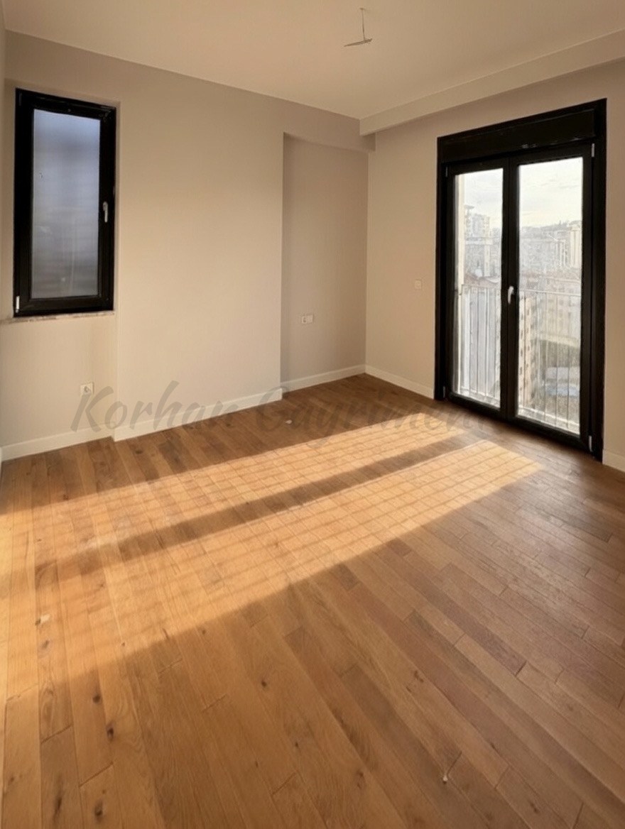 CADDEBOSTAN BAĞDATA 3.BİNADA 178m2 BRÜT 161m2 NET 4+1 BALKONLU