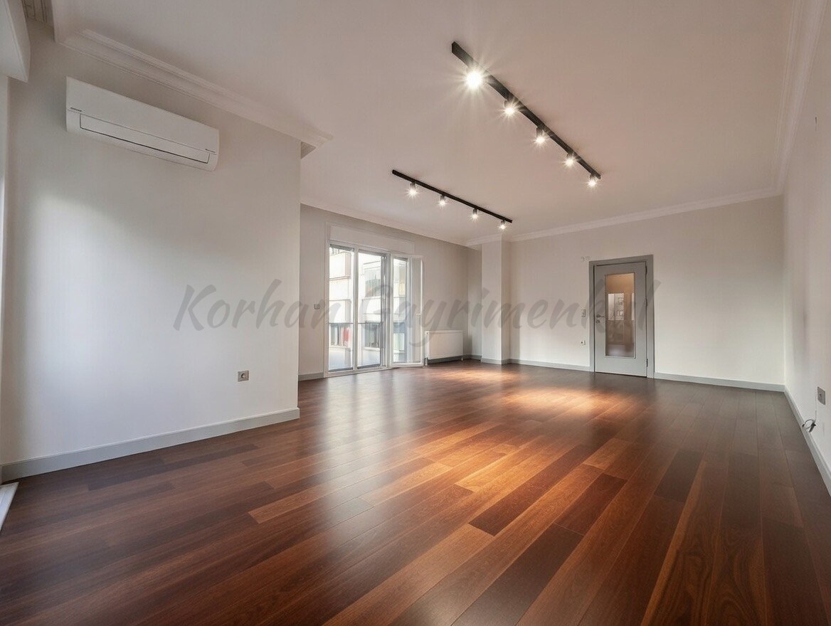 GÖZTEPE BAHARİYELİ SOKAKTA 120m2 NET 3+1 MİMARİ DEKORLU ÇİFT BALKONLU 5 YILLIK