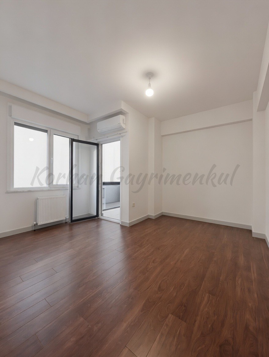 GÖZTEPE BAHARİYELİ SOKAKTA 120m2 NET 3+1 MİMARİ DEKORLU ÇİFT BALKONLU 5 YILLIK