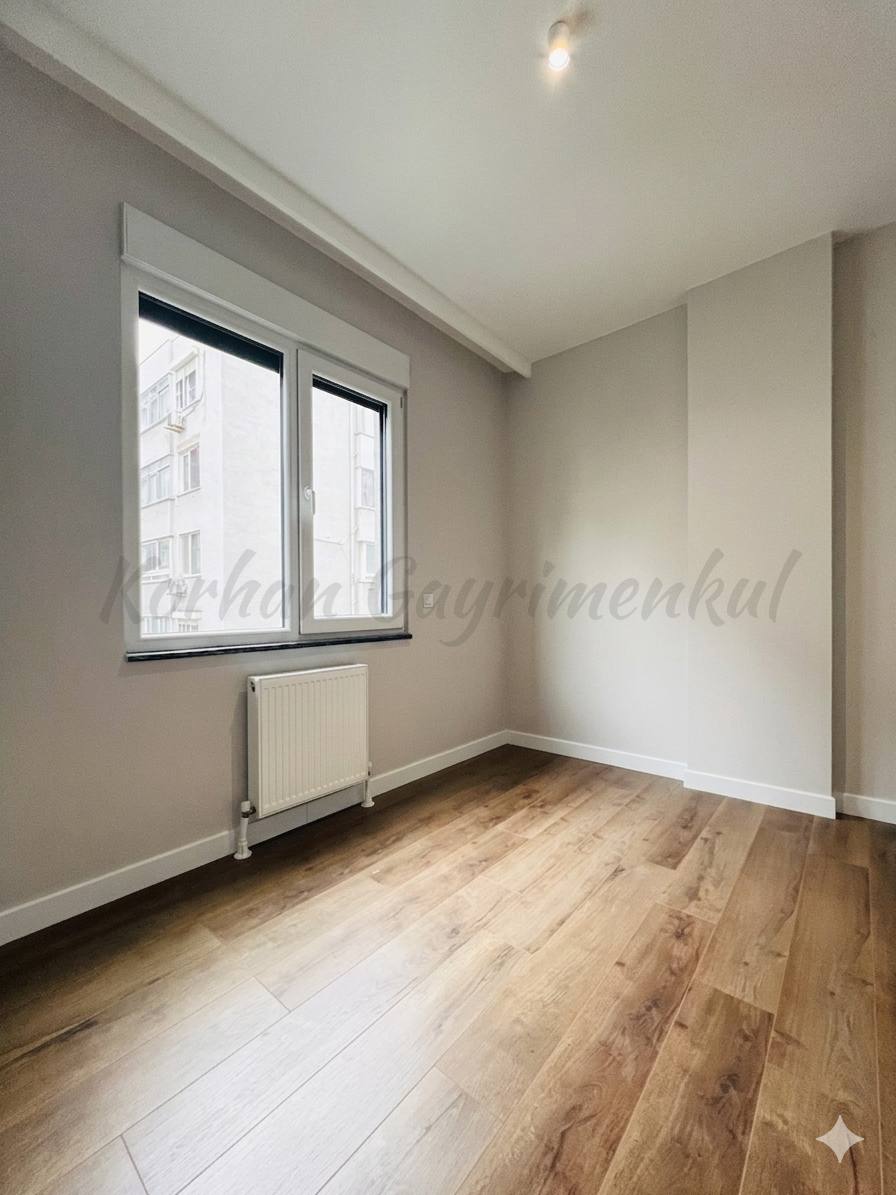 CADDEBOSTANIN EN YEŞİL SOKAĞNDA GENİŞ BALKONLU 145M2 3+1 SIFIR