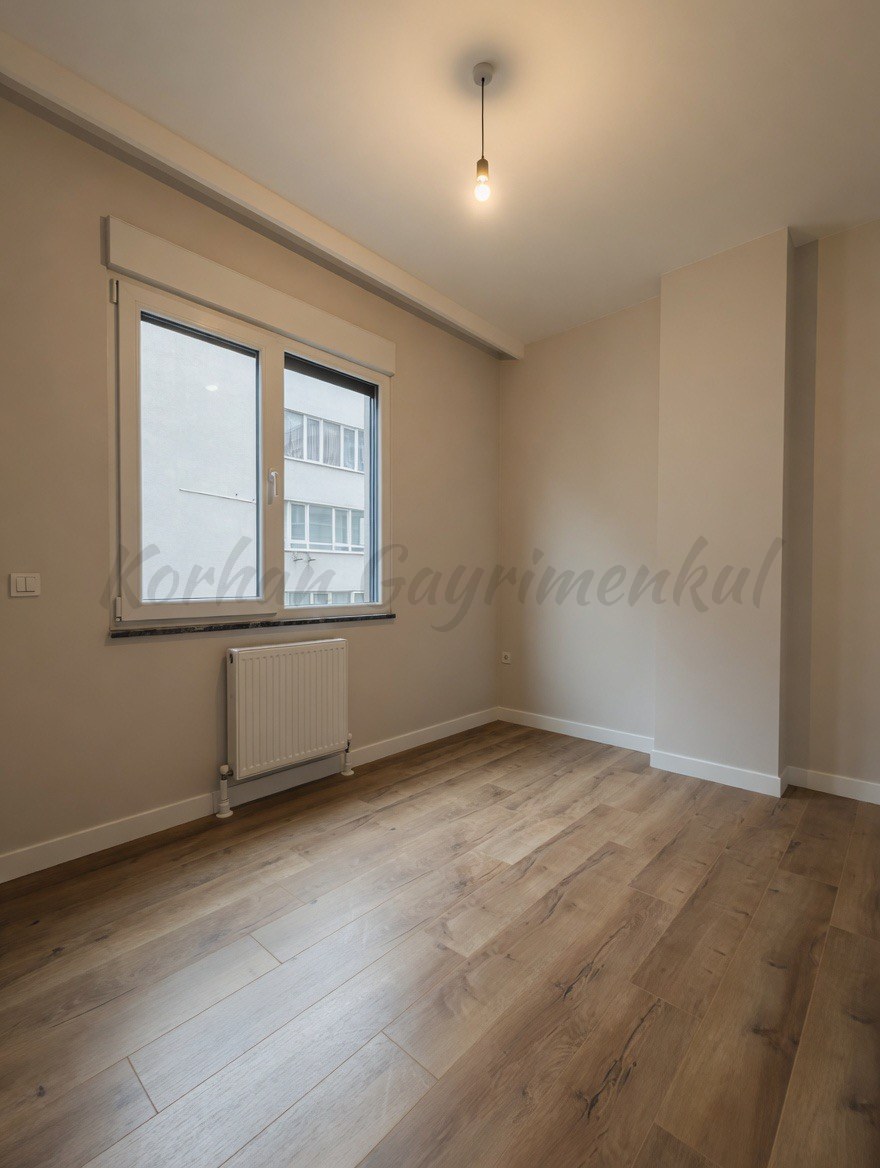 CADDEBOSTANIN EN YEŞİL SOKAĞNDA GENİŞ BALKONLU 145M2 3+1 SIFIR