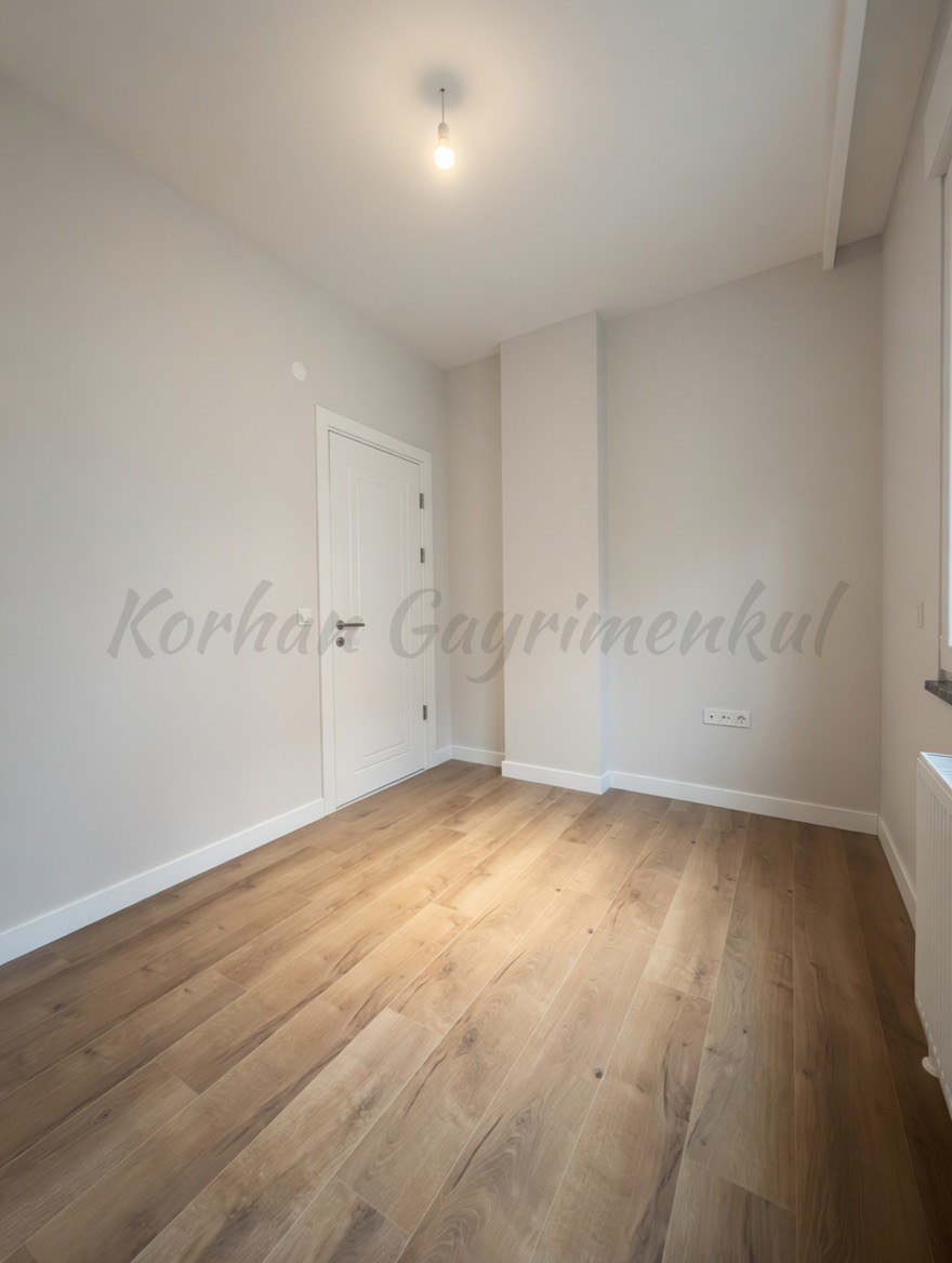 CADDEBOSTANIN EN YEŞİL SOKAĞNDA GENİŞ BALKONLU 145M2 3+1 SIFIR