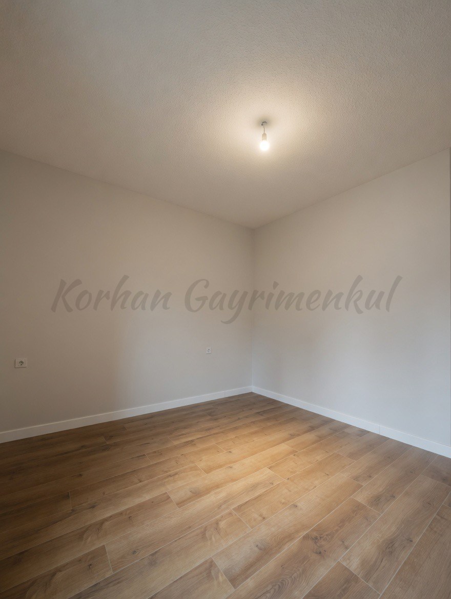 CADDEBOSTANIN EN YEŞİL SOKAĞNDA GENİŞ BALKONLU 145M2 3+1 SIFIR