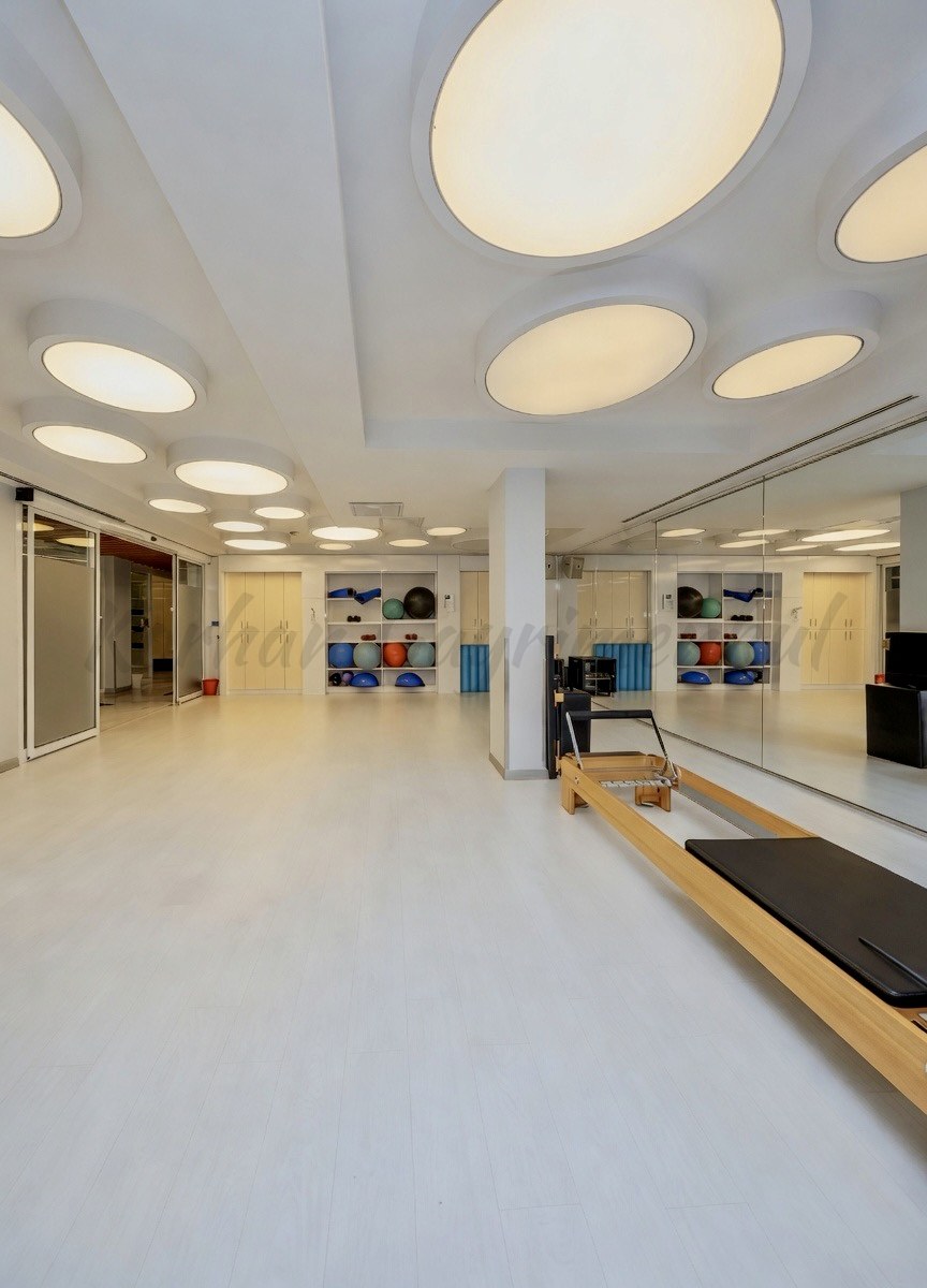 ÇENGELKÖY SULTAN MAKAMINDA 180m2 NET 4+1 ÖZEL DEKORASYONLU BOĞAZ MANZARALI ARA KAT