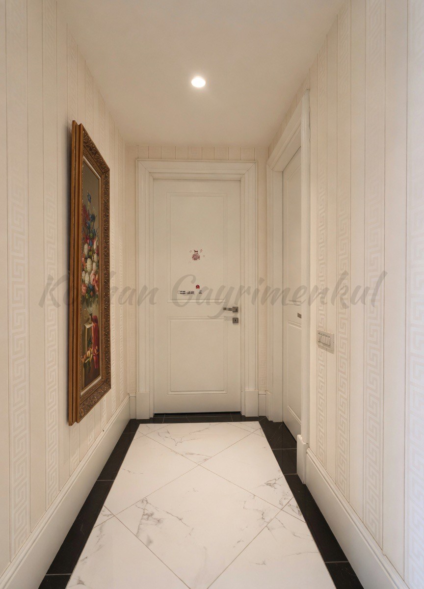 ÇENGELKÖY SULTAN MAKAMINDA 180m2 NET 4+1 ÖZEL DEKORASYONLU BOĞAZ MANZARALI ARA KAT
