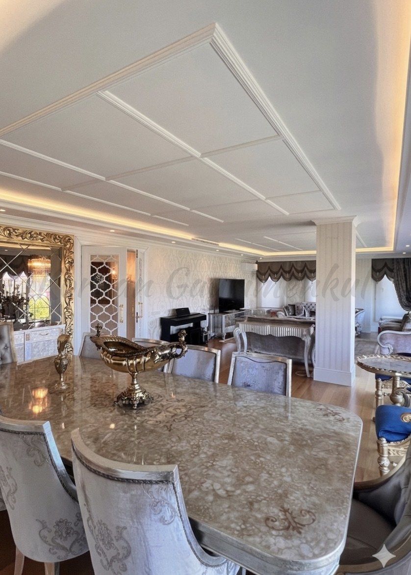ÇENGELKÖY SULTAN MAKAMINDA 180m2 NET 4+1 ÖZEL DEKORASYONLU BOĞAZ MANZARALI ARA KAT