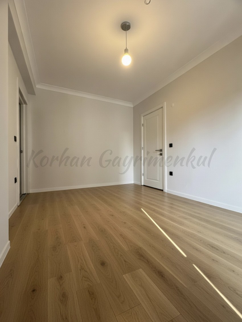 ÇİFTEHAVUZLARDA BAĞDAT'A YAKIN 90M2 NET 3+1 KATTA TEK SIFIR